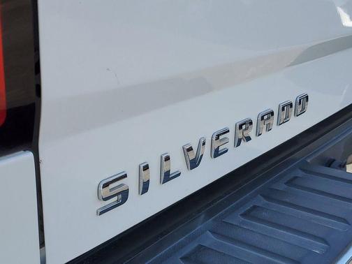 2017 Chevrolet Silverado 1500 1LT