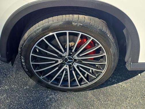 2023 Mercedes-Benz GLC 300 Base 4MATIC