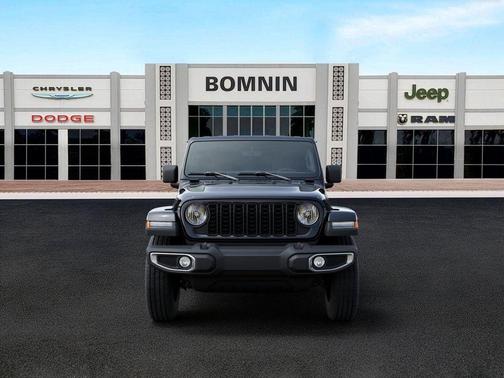 Black Clearcoat 2026 Jeep Gladiator Sport