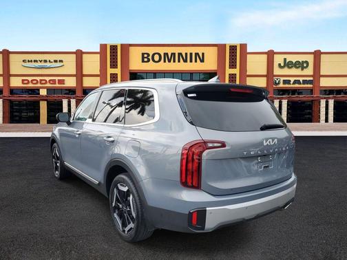2024 Kia Telluride S