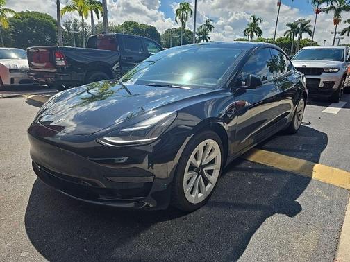 2023 Tesla Model 3 Base