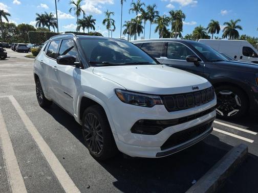 2022 Jeep Compass Altitude