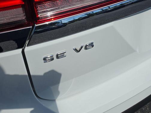 2023 Volkswagen Atlas 3.6L SE w/Technology