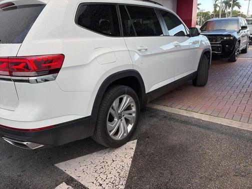 2023 Volkswagen Atlas 3.6L SE w/Technology