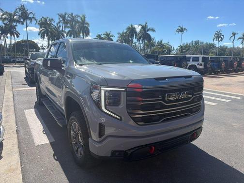 2024 GMC Sierra 1500 AT4