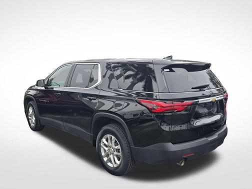 2022 Chevrolet Traverse LS