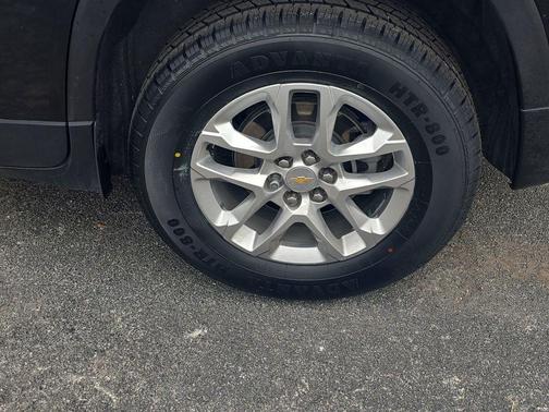 2022 Chevrolet Traverse LS