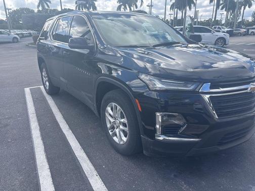 2022 Chevrolet Traverse LS