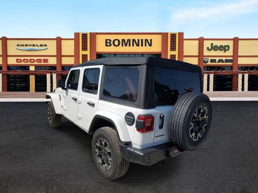 2025 Jeep Wrangler Sahara