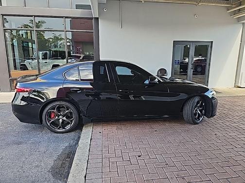 2019 Alfa Romeo Giulia Ti