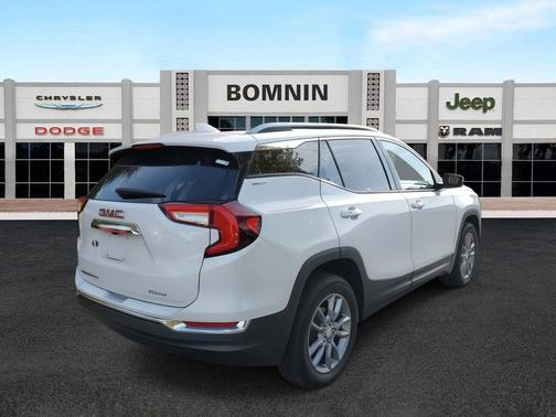 2022 GMC Terrain SLT