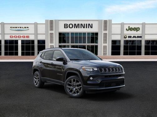 Diamond Black 2026 Jeep Compass Latitude