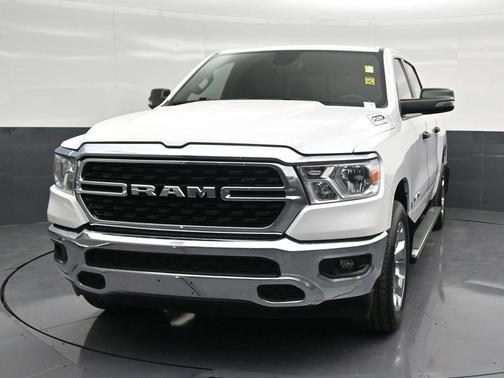 Bright White Clearcoat 2023 RAM 1500 Big Horn