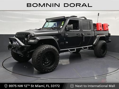 Black Clearcoat 2020 Jeep Gladiator Overland