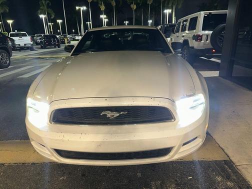 2013 Ford Mustang V6