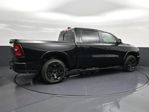Diamond Black 2025 RAM 1500 Big Horn/Lone Star