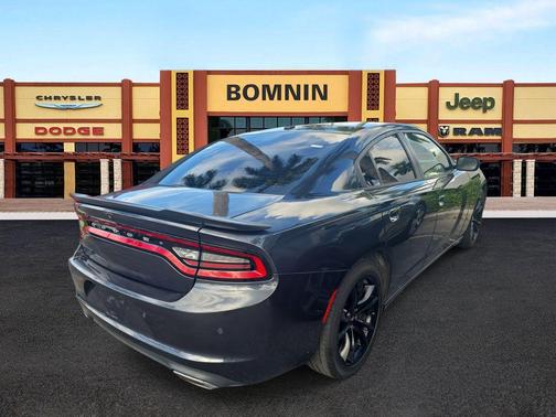 2018 Dodge Charger SXT
