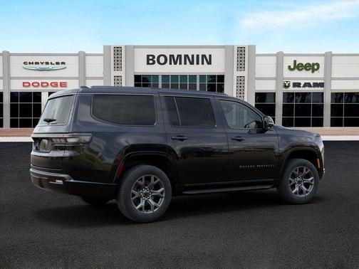 Gloss Black 2026 Jeep Grand Wagoneer Limited