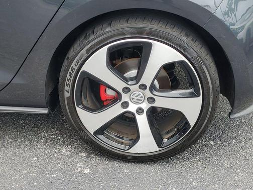 2015 Volkswagen Golf GTI AUTOBAHN