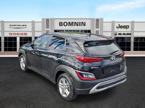 2022 Hyundai KONA SE