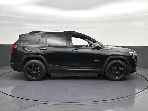 Ebony Twilight Metallic 2023 GMC Terrain AT4