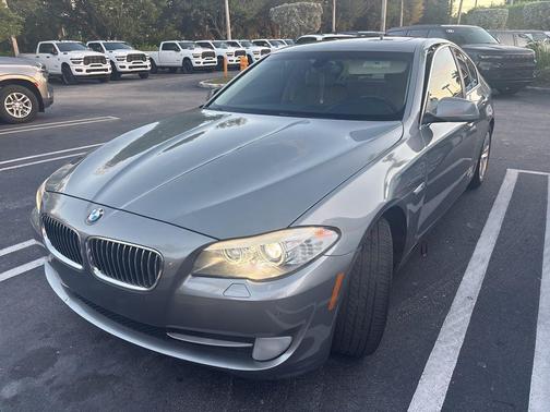 2013 BMW 528 i