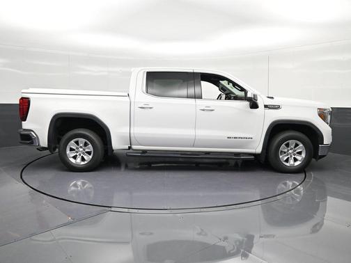 Summit White 2021 GMC Sierra 1500 SLE