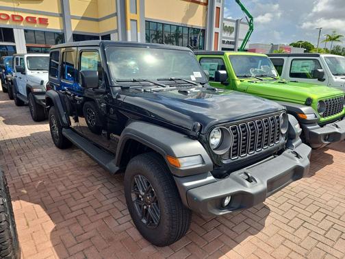 2025 Jeep Wrangler Sport