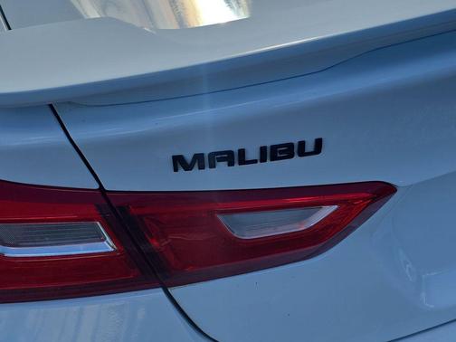 2022 Chevrolet Malibu RS