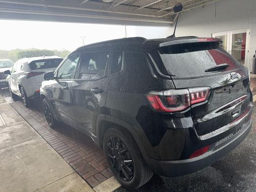2022 Jeep Compass Altitude