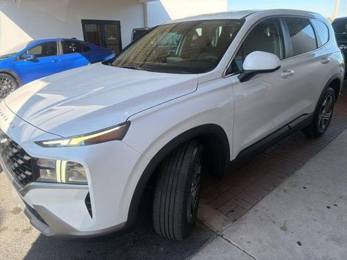 2021 Hyundai SANTA FE SE