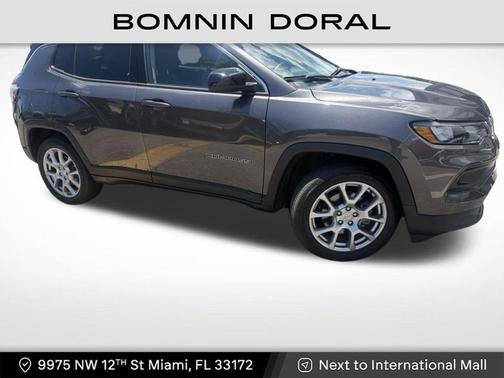 Granite Crystal Clearcoat Metallic 2022 Jeep Compass Latitude Lux