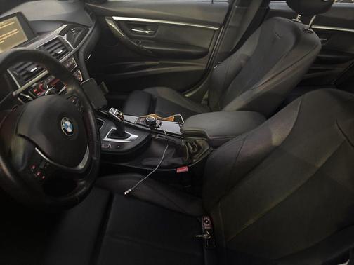 2017 BMW 330 i