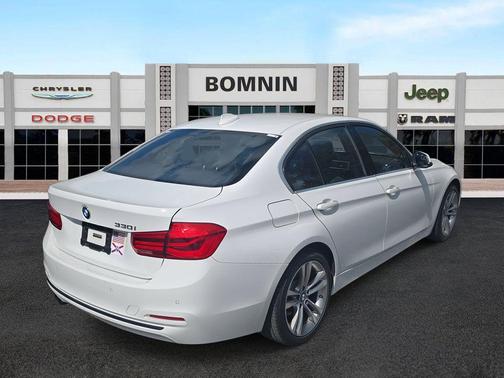 2017 BMW 330 i