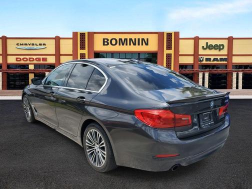 2019 BMW 530 i