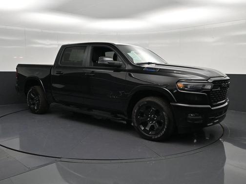 Diamond Black 2025 RAM 1500 Big Horn/Lone Star