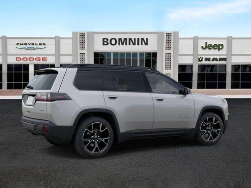 2026 Jeep Cherokee Overland