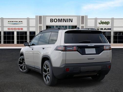 2026 Jeep Cherokee Overland