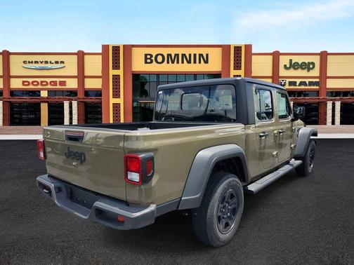 2025 Jeep Gladiator Sport