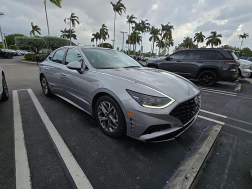 2023 Hyundai SONATA SEL