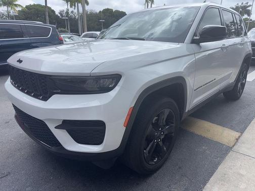 2023 Jeep Grand Cherokee Altitude