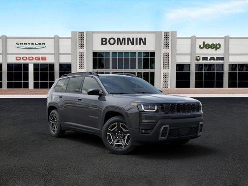 Sting Gray Clearcoat 2026 Jeep Cherokee LAREDO/LIMITED