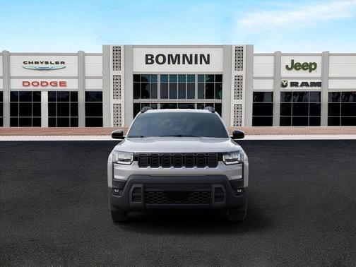 Silver Zynith Clearcoat 2026 Jeep Cherokee LAREDO/LIMITED