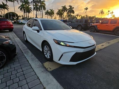2025 Toyota Camry LE