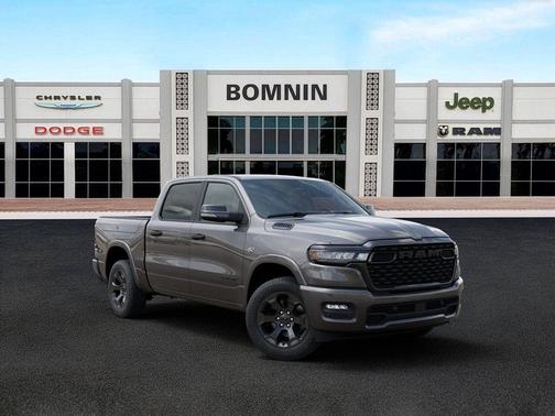 Granite Crystal Clearcoat Metallic 2026 RAM 1500 Big Horn/Lone Star