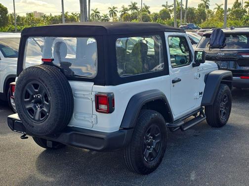 2024 Jeep Wrangler Sport