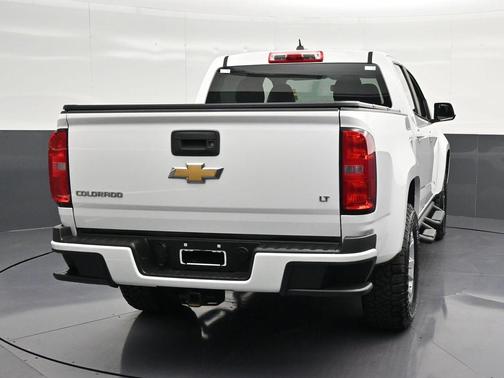Summit White 2018 Chevrolet Colorado LT