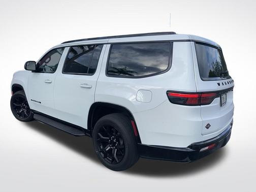 Bright White Clearcoat 2023 Jeep Wagoneer Series II