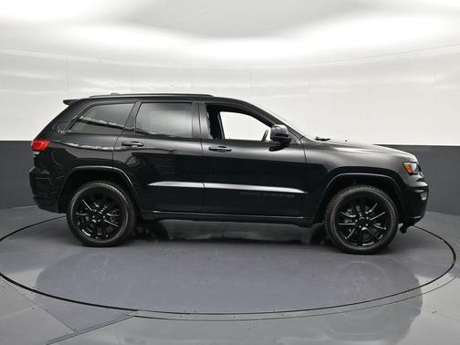 Diamond Black 2020 Jeep Grand Cherokee Altitude