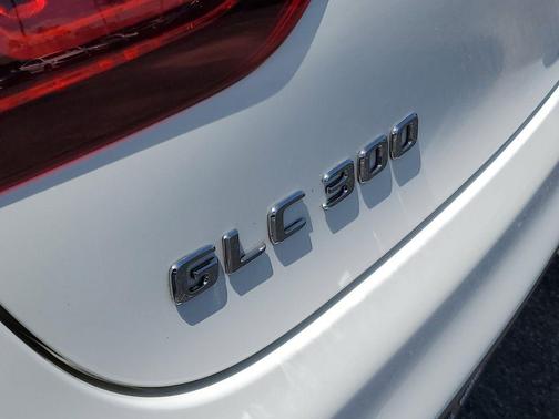 2023 Mercedes-Benz GLC 300 4MATIC Coupe